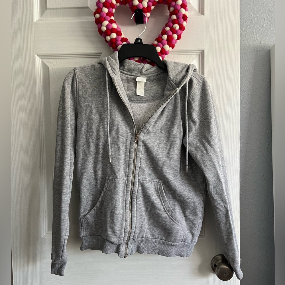 Grey sweater